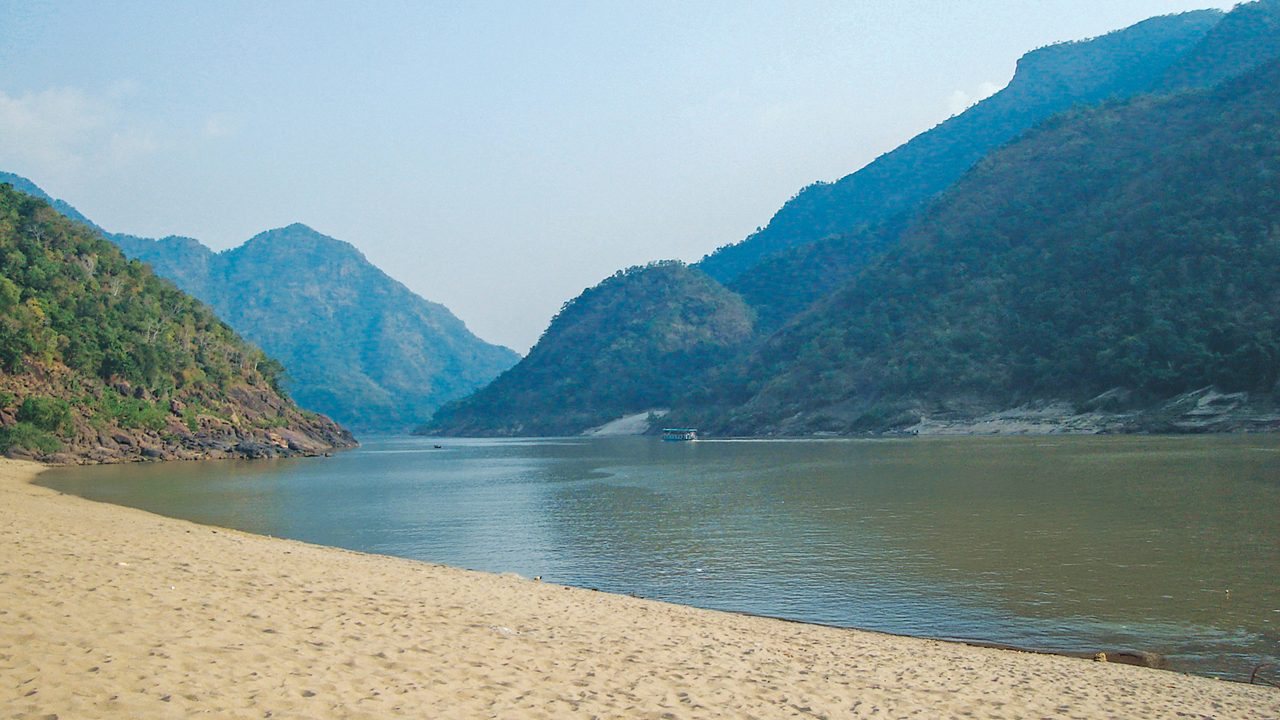 Bhadrachalam — Interior do Templo